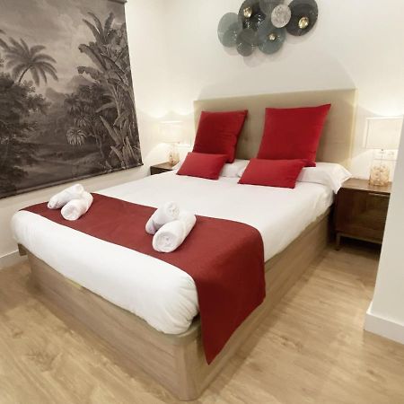Miramar Luxurious Flat, 3 Double Rooms, Free Parking, Terrace, Completely New San Sebastián Exterior photo